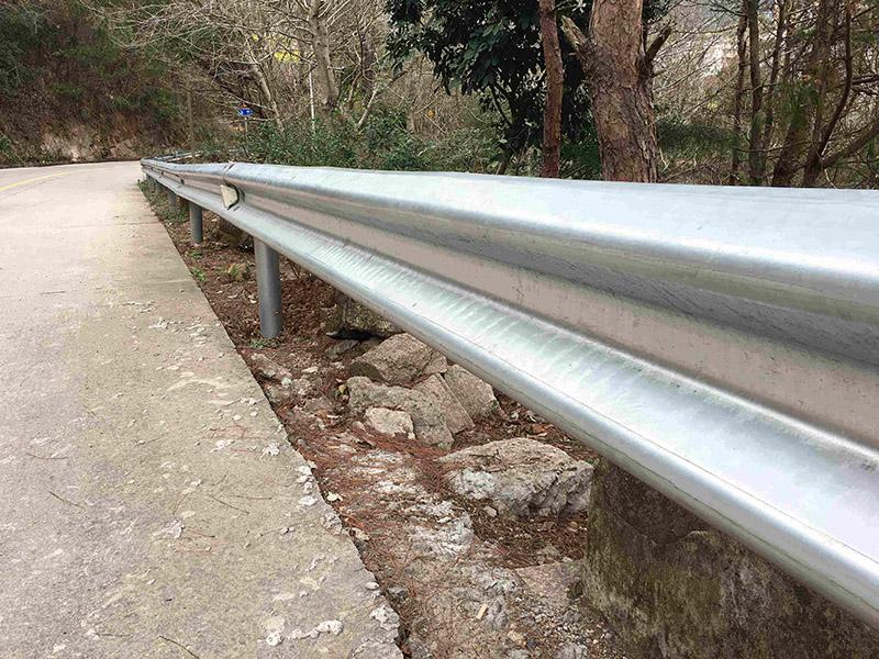 萍鄉(xiāng)公路護欄板