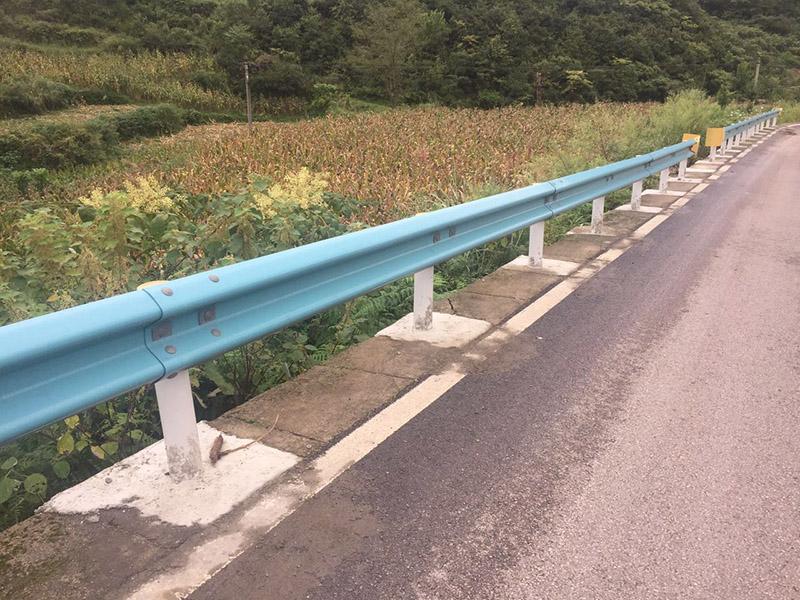 哈爾濱雙波護欄板